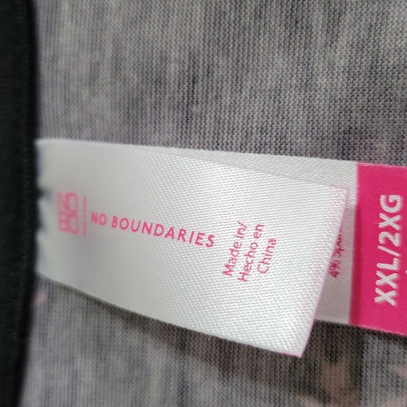 Lightweight top - Picture 2 of 3